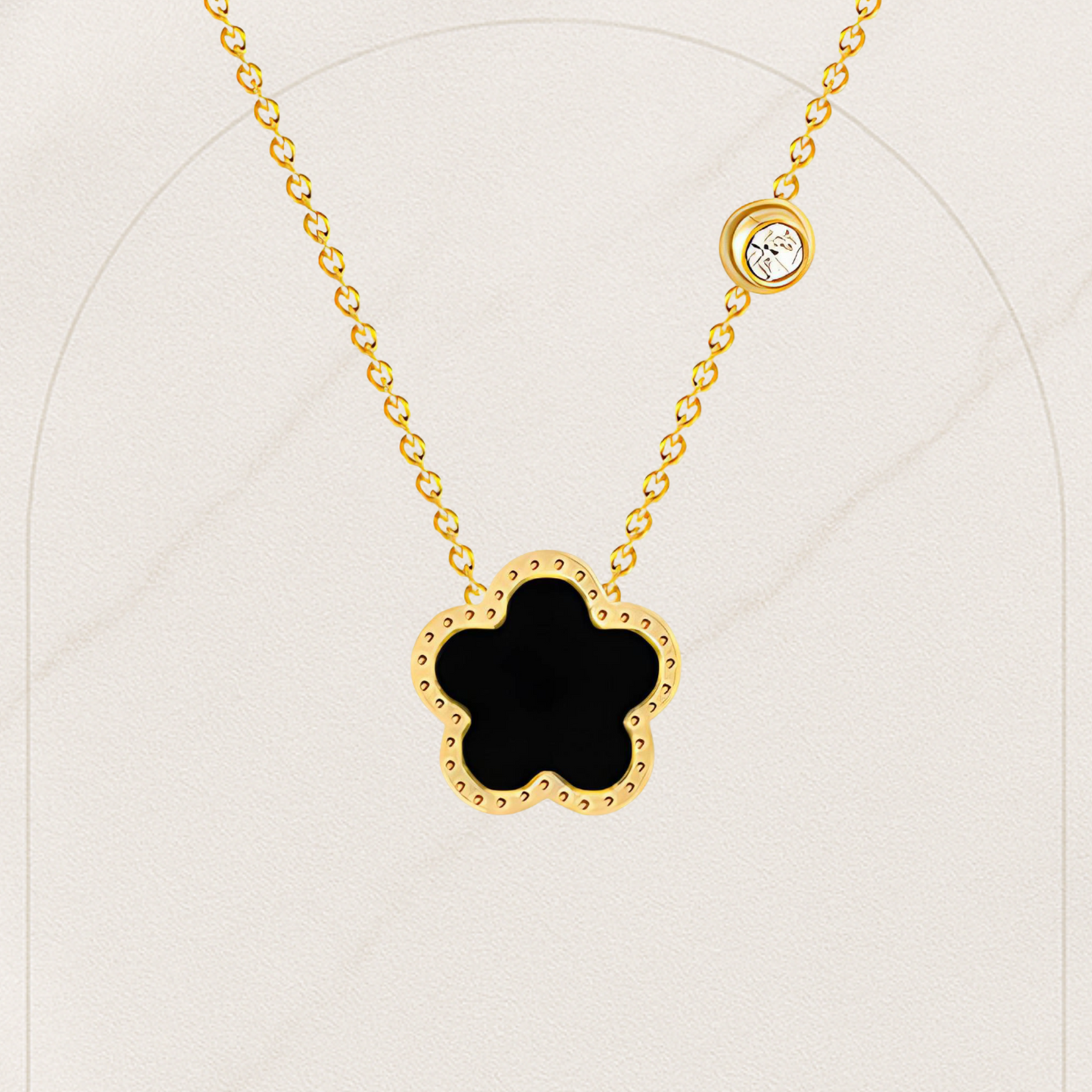 Flower Necklace – 18K Gold Plated | Waterproof & Hypoallergenic Jewelry