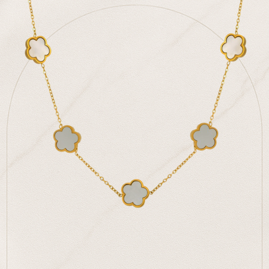 Flower Meadow Necklace – 18K Gold Plated Stainless Steel | Hypoallergenic & Waterproof